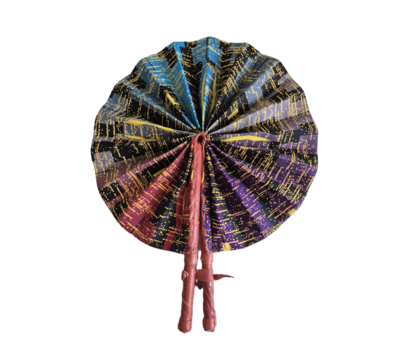 Éventail en wax et cuir fait main – Accessoire artisanal chic et unique