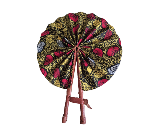 Éventail en wax et cuir fait main – Accessoire artisanal chic et unique