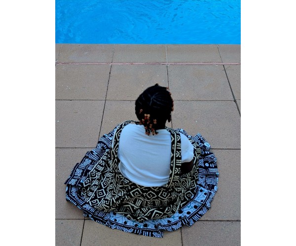 Robe salopette fillette en Bogolan Étnique & Colorée – Tissu Africain Authentique | Olayek