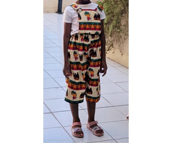 Short salopette fillette en Wax Étnique & Colorée – Tissu Africain Authentique | Olayek