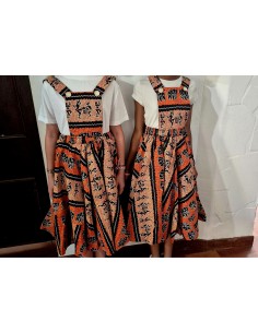Robe salopette fillette en Wax Étnique & Colorée – Tissu Africain Authentique | Olayek 2